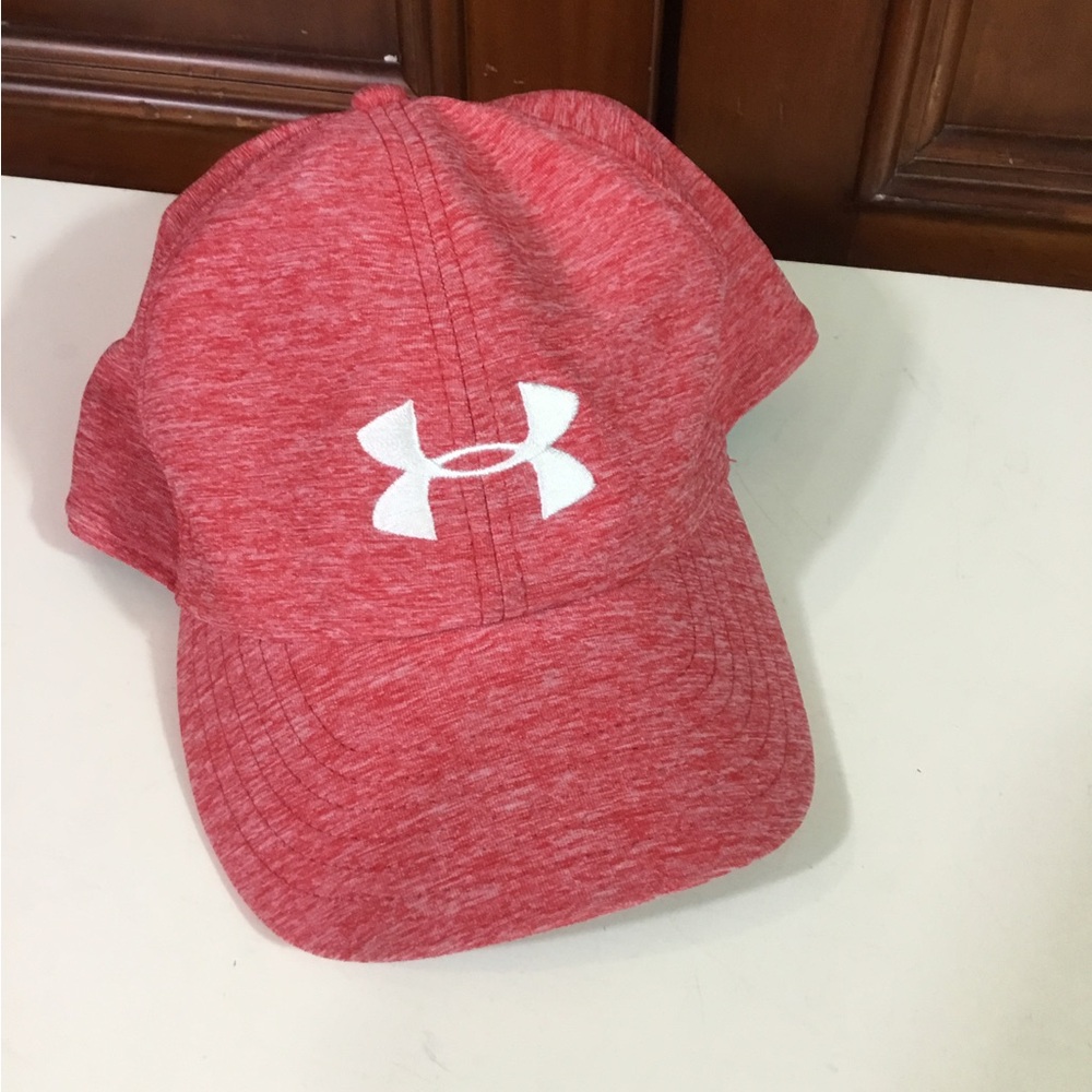 Under Armour Women’s Heathered Pink Red Hat Embroidered White Logo One Size Euc